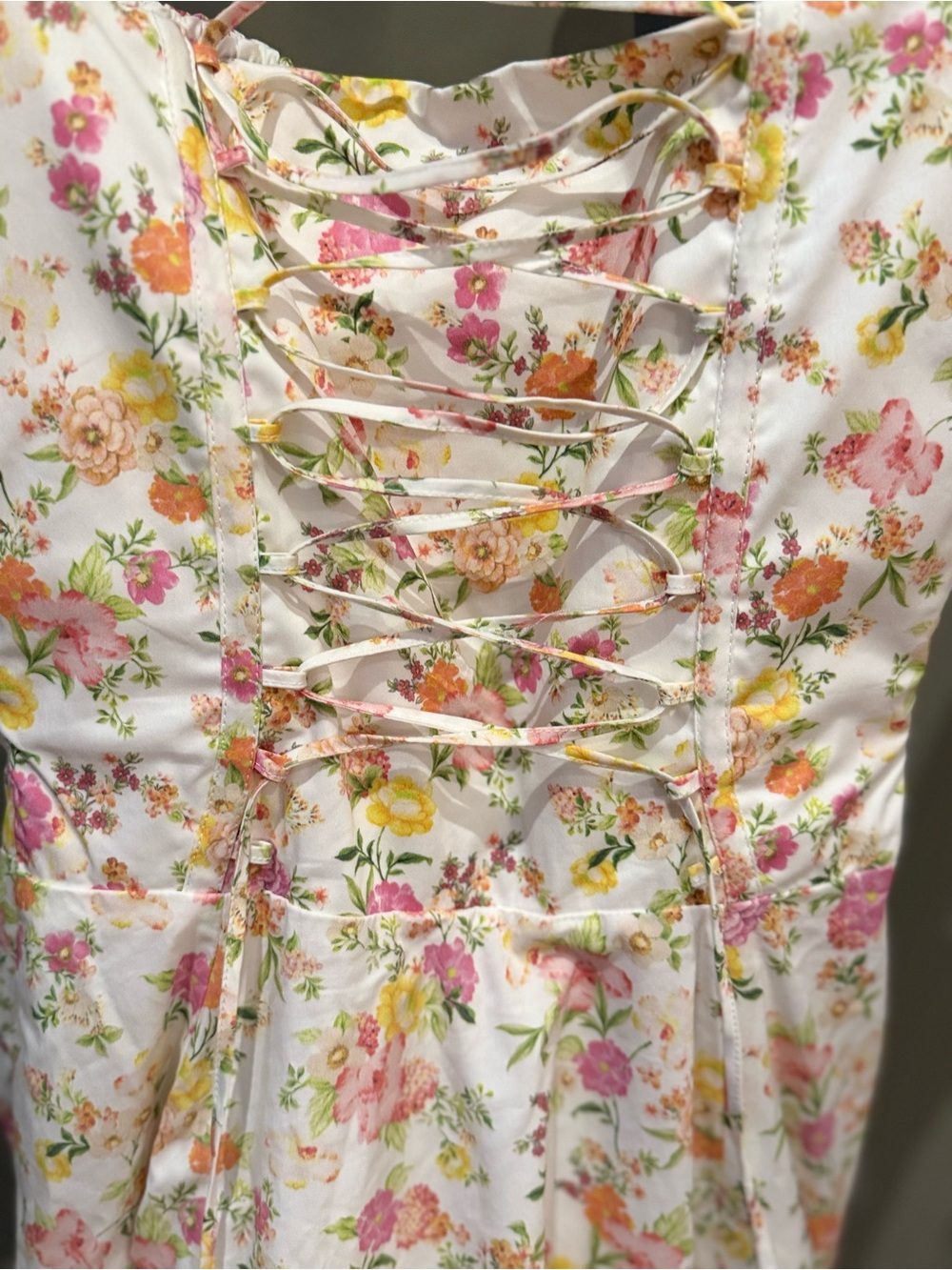 HOUSE OF CB Carmen Ivory Meadow Print Cotton Bustier
Sundress - Picture 7 of 8